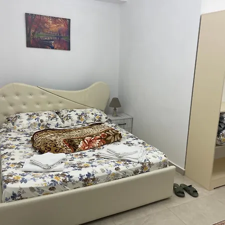 Banaj Hotel