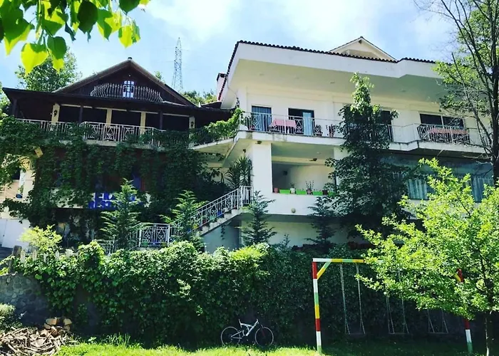 Erzeni 酒店
